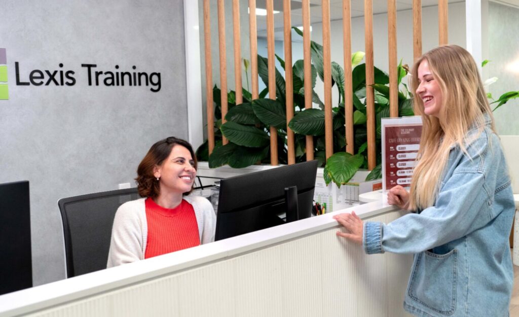 学校レセプション